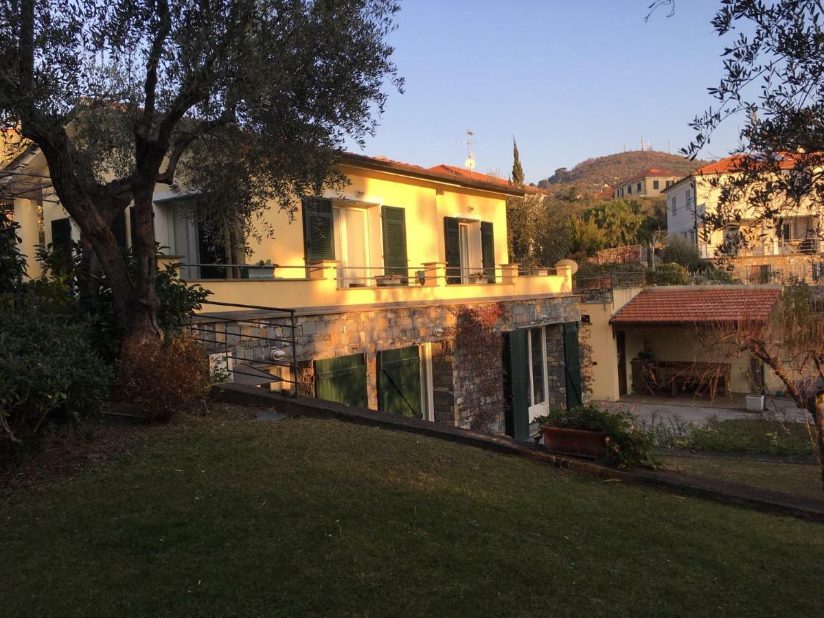 Villa La Casa Di Fedra Imperia Exterior foto